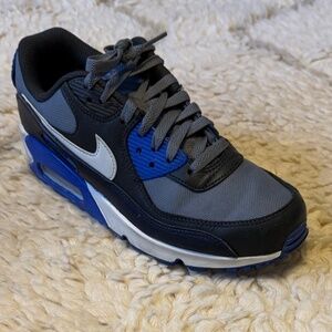 Nike Air Max 90 GORE-TEX Men's Winterized Shoes - Men's Size 7, Racer Blue Color